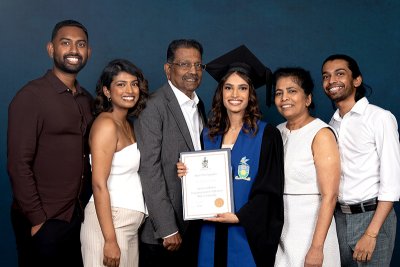 Group-graduation-photo.jpg