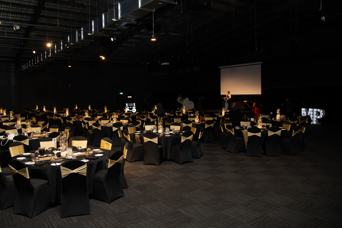 dreamworld-formal-school-photography-gold-coast.jpg