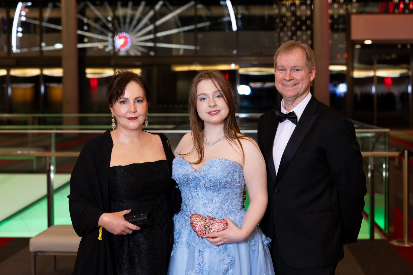 How to Choose the Right Photographer for Your School Formal
